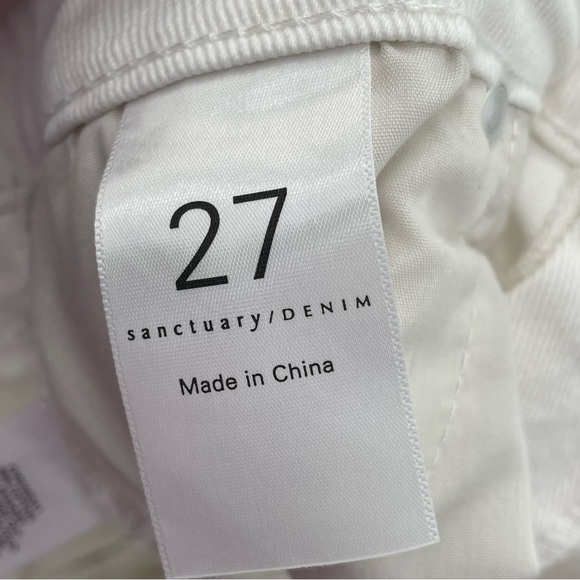 Sanctuary Sidewalk Denim Cutoff Shorts In Vintage White NWT - Picture 9 of 11